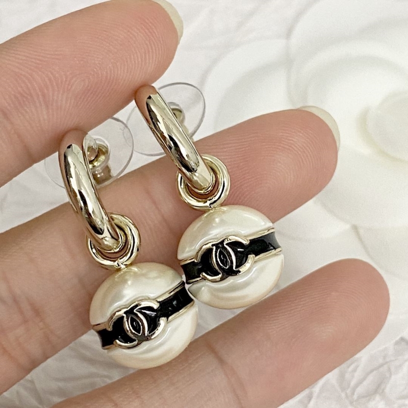 Ch**el earrings
